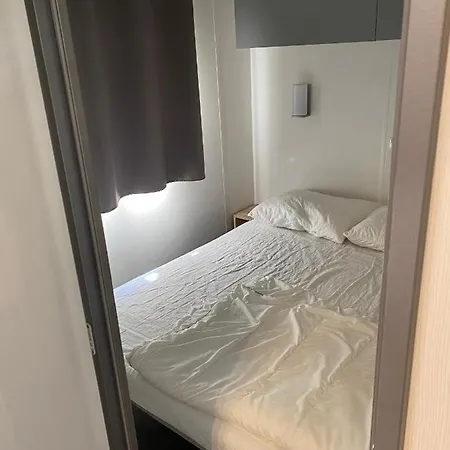 Mobile 5-pers Lei Suves-cotes D'azur-including Airco Кемпинг